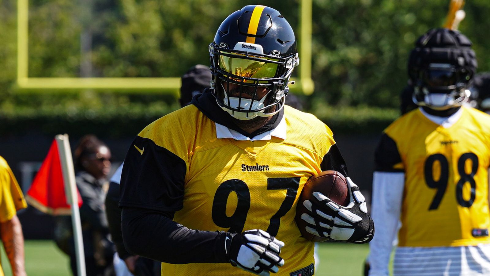 Steelers' Heyward'S Contract: The Unexpected Twist That Could Decide The Season! - y5sfn3p